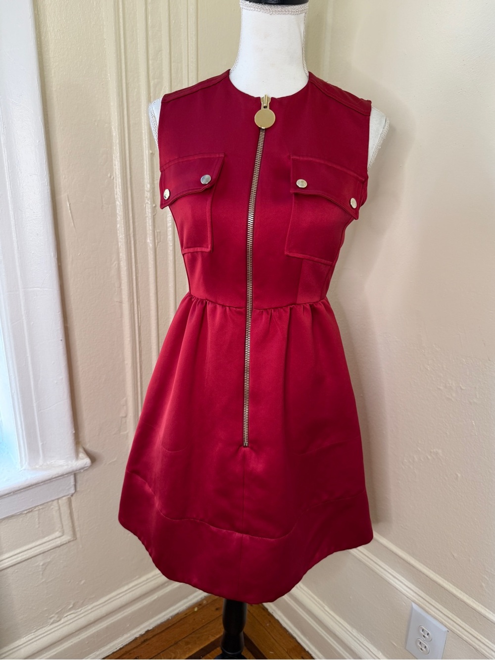 Designer Red Apple Tara Jarmon Luxury Preppy Business Casual Dress